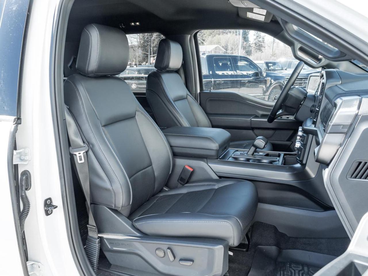 2025 Ford F-150 HYBRID LARIAT Photo