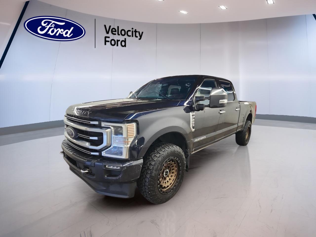 Used 2021 Ford F-250 Super Duty SRW PLATINUM 4WD CREW CAB 6.75' BOX for sale in Moose Jaw, SK