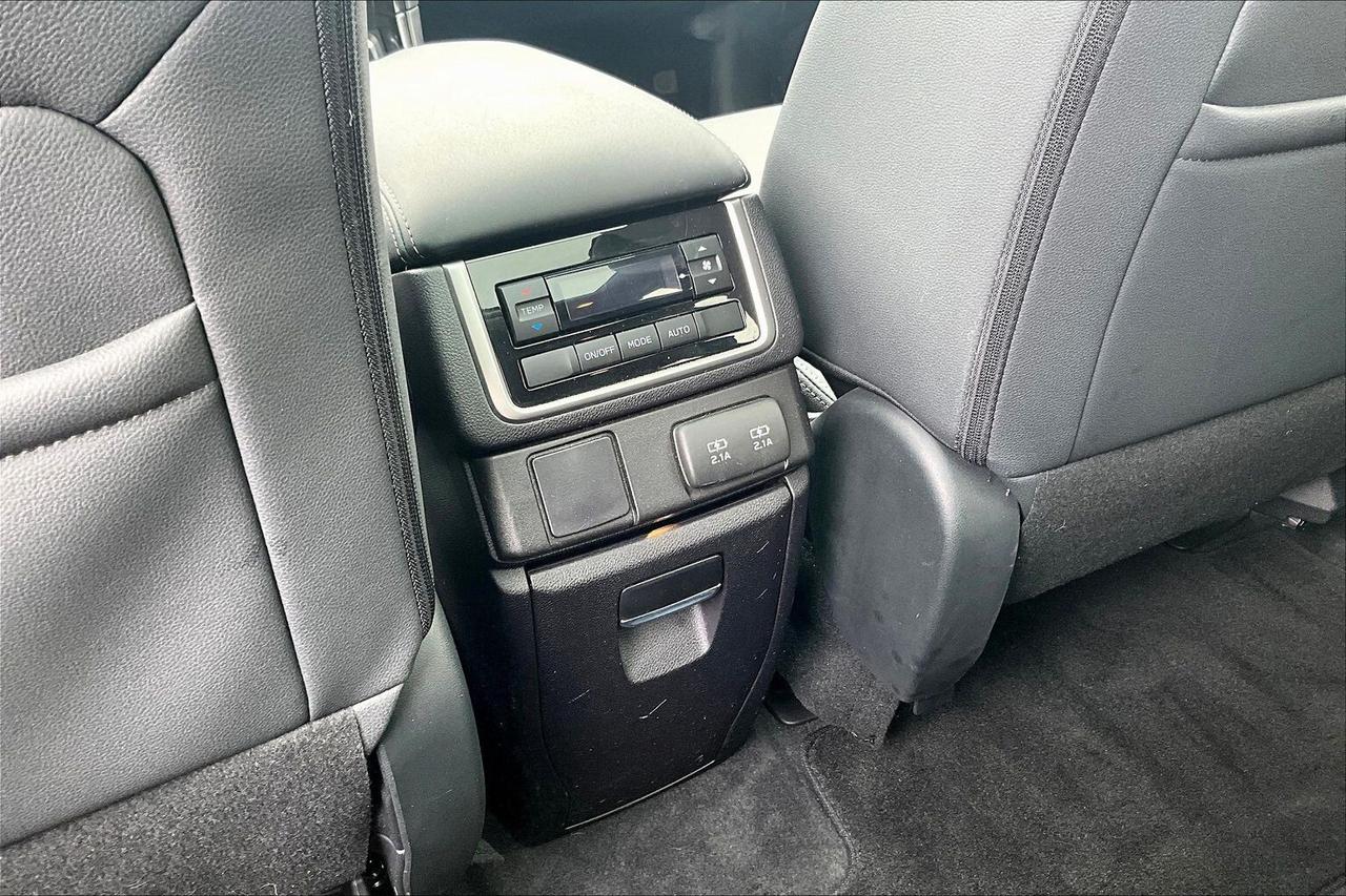 2022 Subaru ASCENT | LOW KMs! | AWD | 7 Seats | North Bay Photo