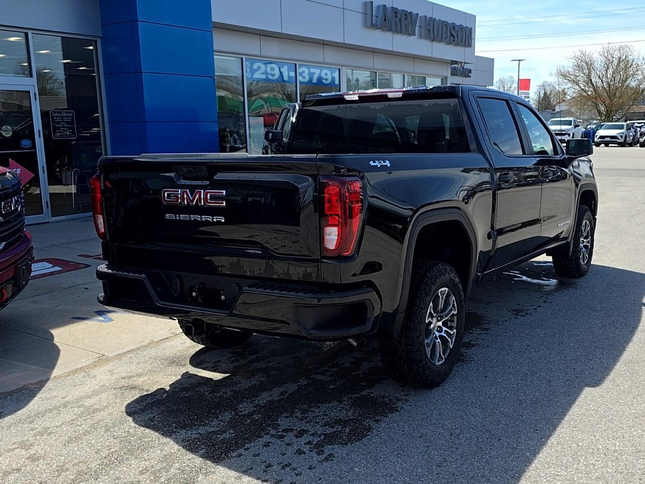 2026 GMC Sierra 1500 Crew Cab Short Box 4-Wheel Drive Pro Photo