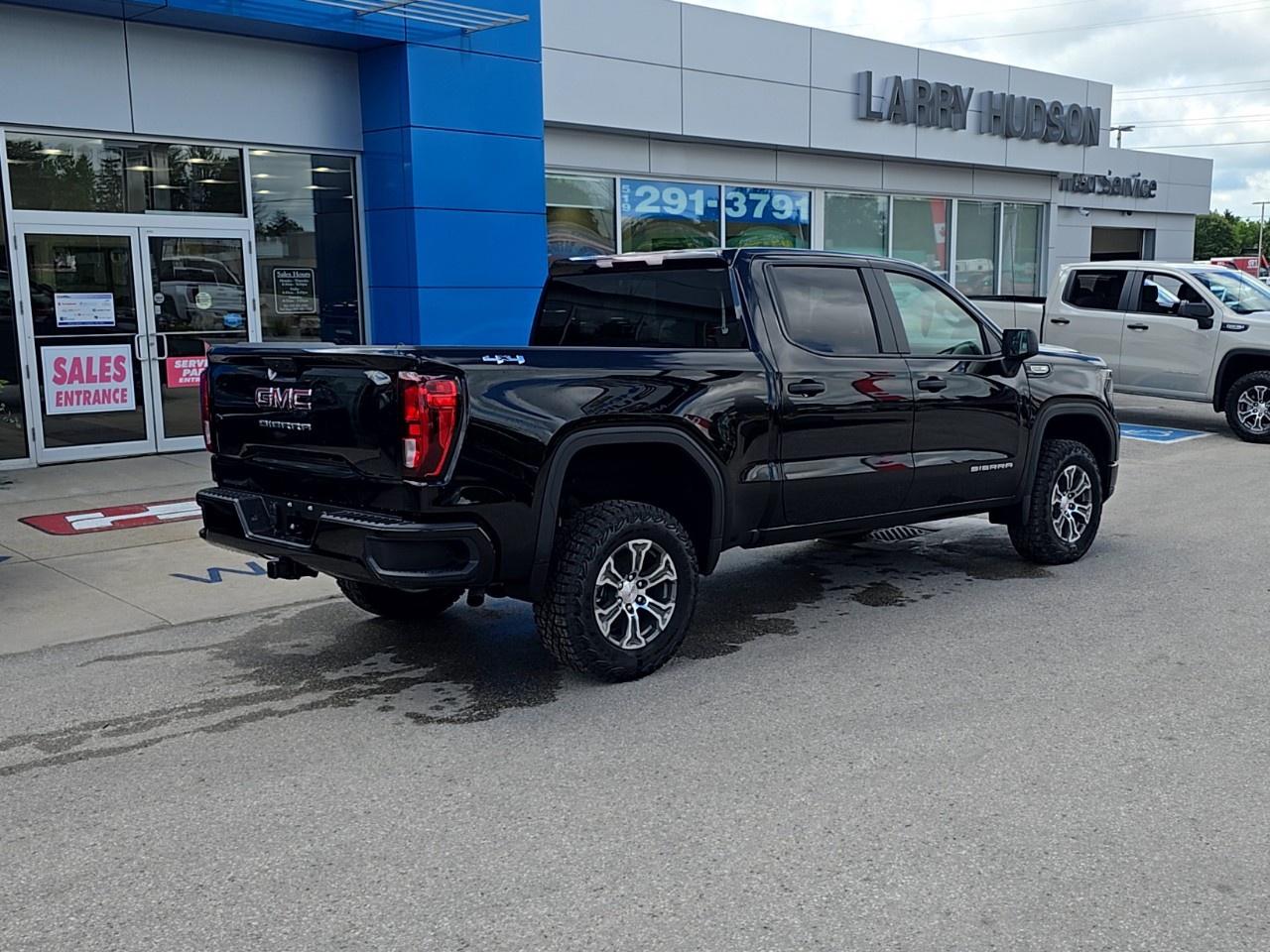 2026 GMC Sierra 1500 Crew Cab Short Box 4-Wheel Drive Pro Photo