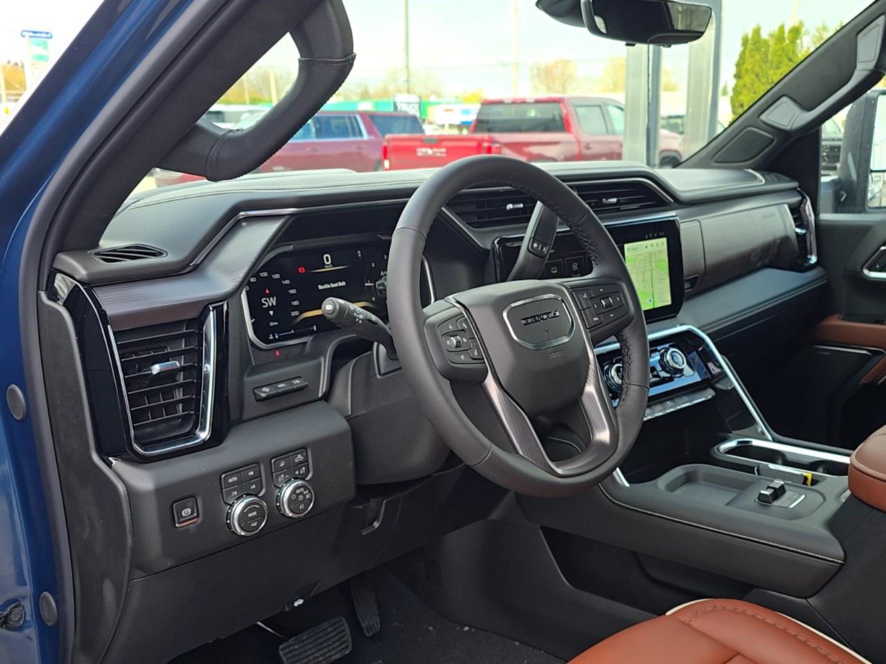 2026 GMC Sierra 2500 HD Crew Cab Standard Box 4-Wheel Drive Denali Ultimate Photo
