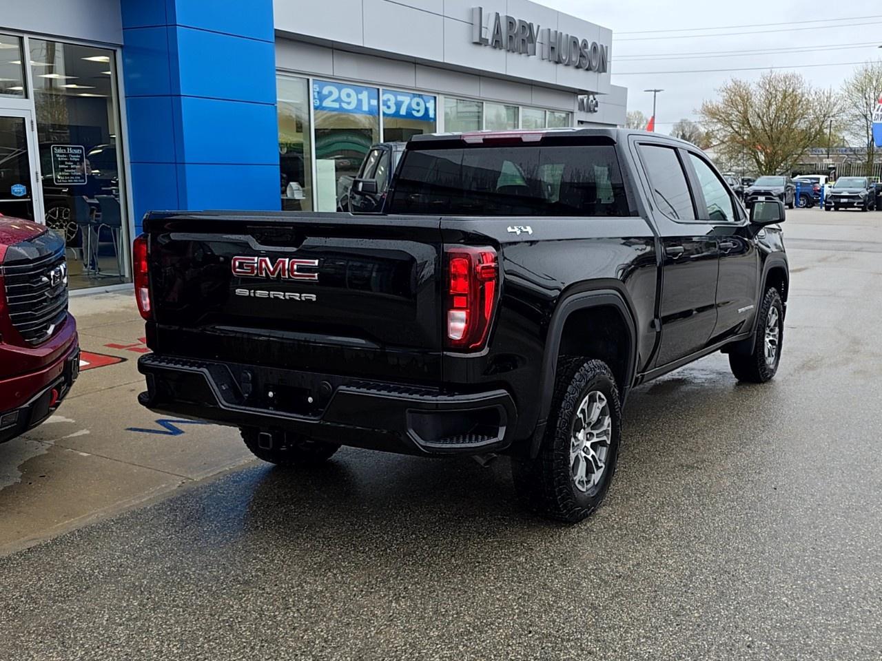 2026 GMC Sierra 1500 Crew Cab Short Box 4-Wheel Drive Pro Photo