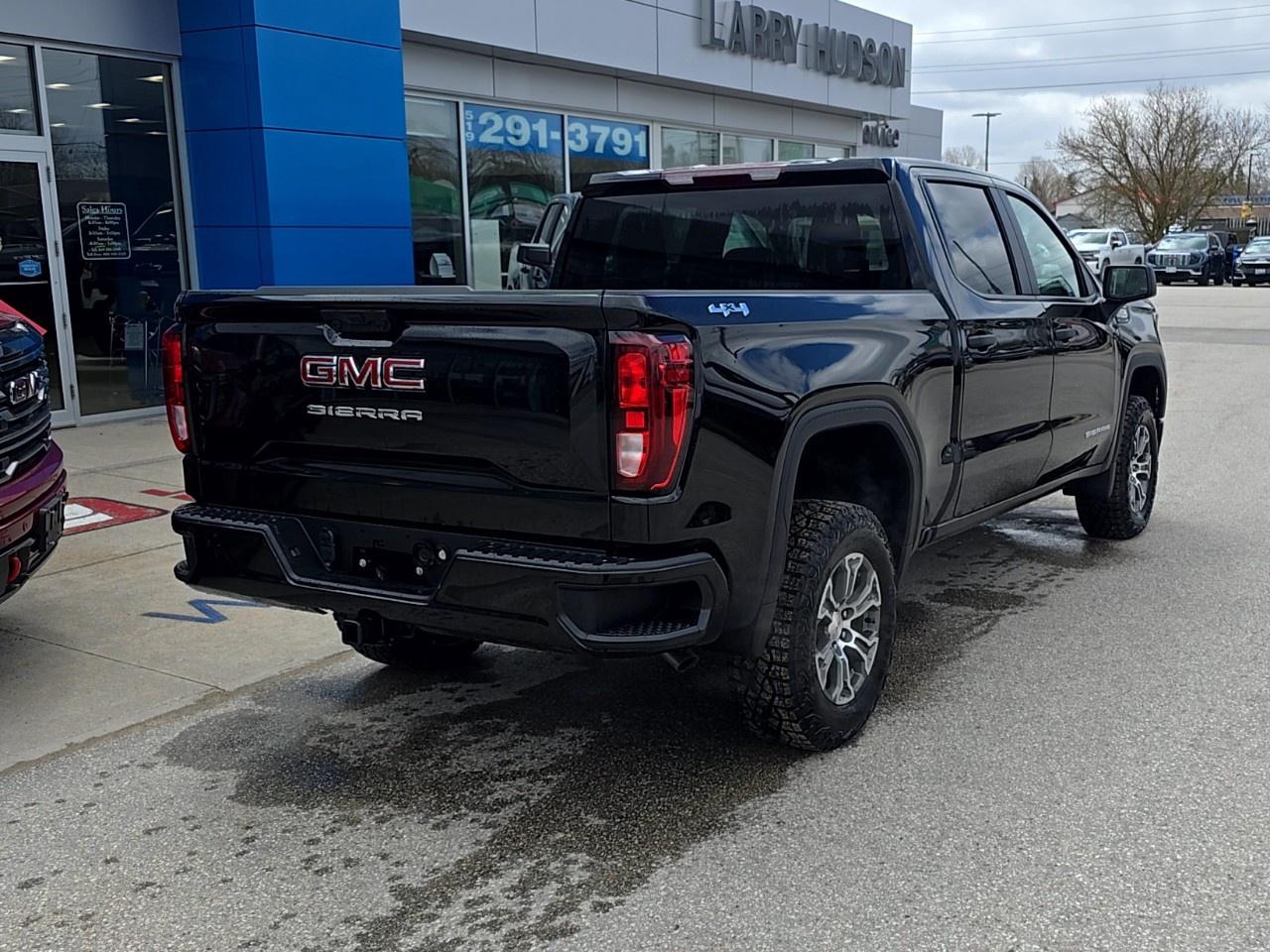 2026 GMC Sierra 1500 Crew Cab Short Box 4-Wheel Drive Pro Photo