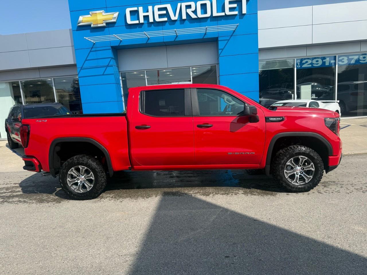 2026 GMC Sierra 1500 Crew Cab Short Box 4-Wheel Drive Pro Photo5