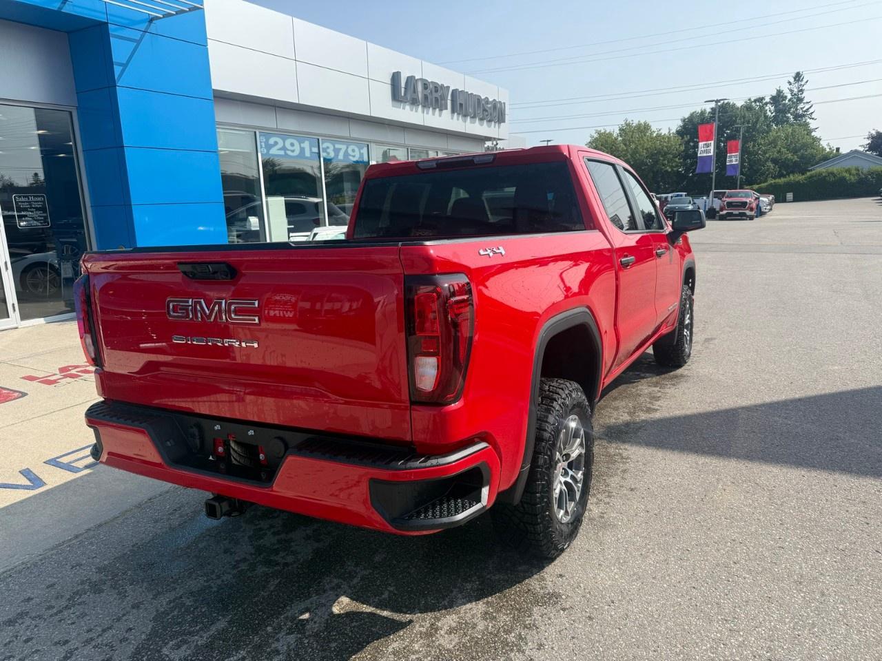 2026 GMC Sierra 1500 Crew Cab Short Box 4-Wheel Drive Pro Photo