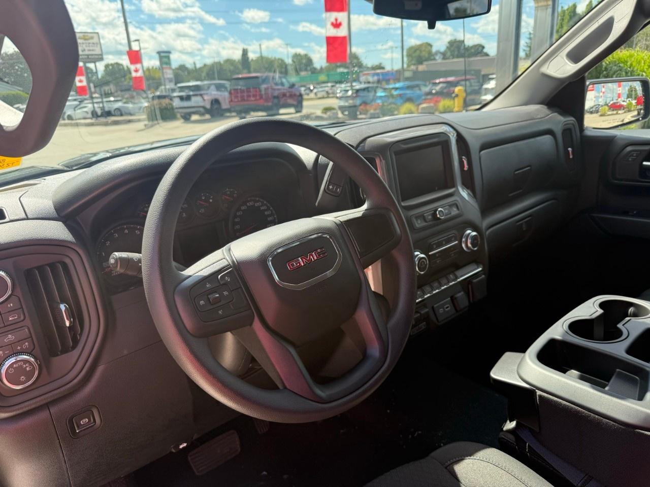 2026 GMC Sierra 1500 Crew Cab Short Box 4-Wheel Drive Pro Photo
