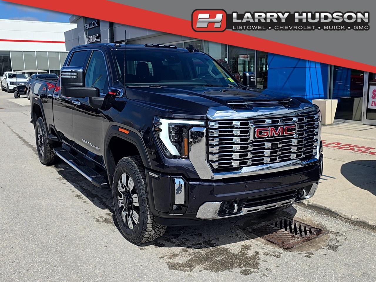 2026 GMC Sierra 2500 HD Crew Cab Standard Box 4-Wheel Drive Denali Photo