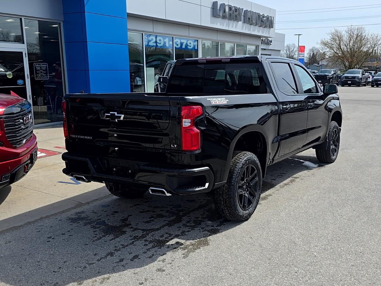 2026 Chevrolet Silverado 1500 Crew Cab Short Box 4-Wheel Drive LT Trail Boss Photo