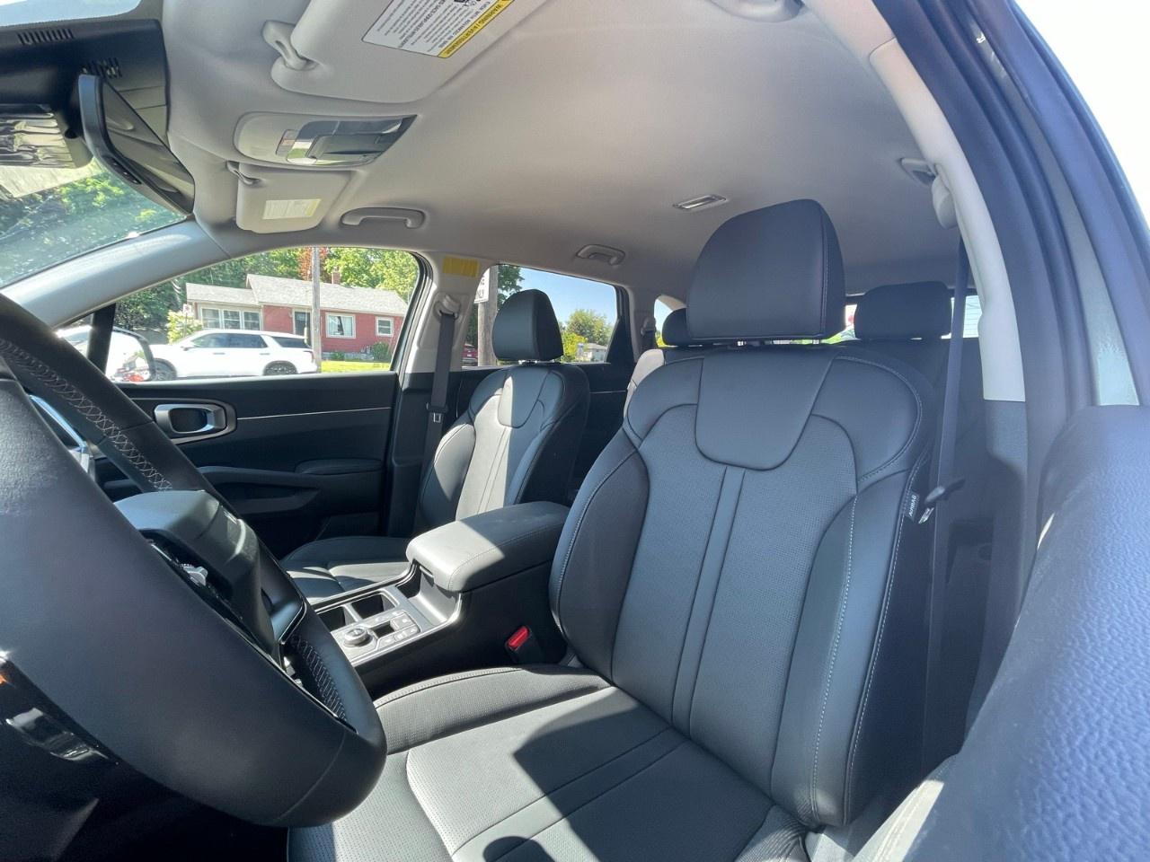 2026 Kia Sorento Hybrid EX AWD Photo