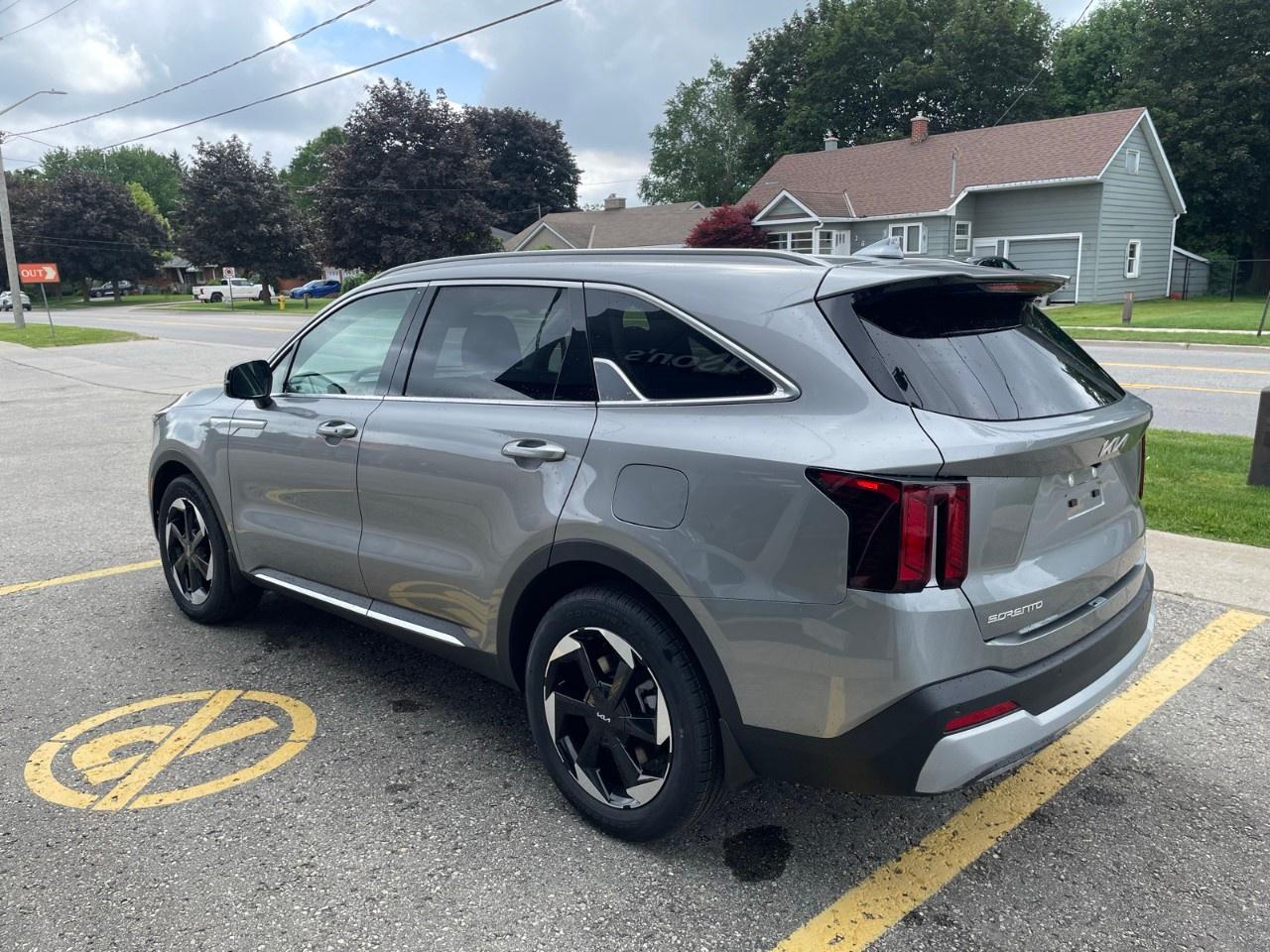 2026 Kia Sorento Hybrid EX AWD Photo