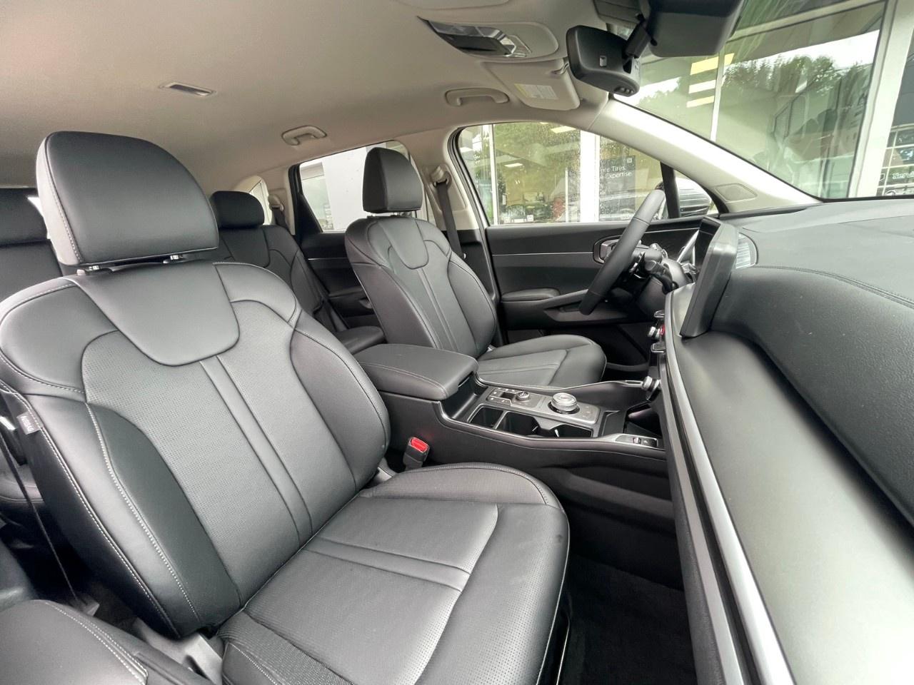 2026 Kia Sorento Hybrid EX AWD Photo