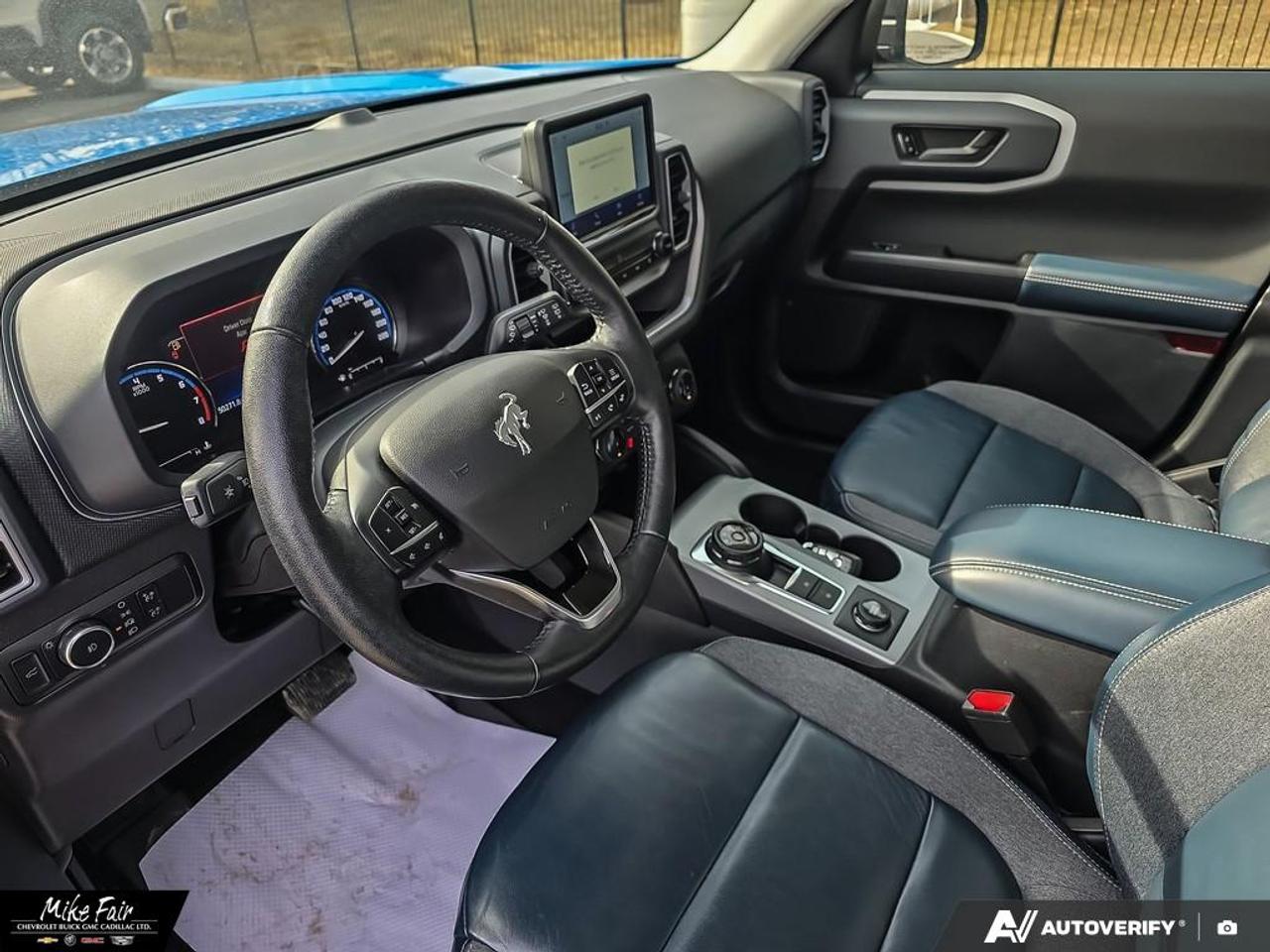 2022 Ford Bronco Sport Outer Banks Navy Pier Leather Trimmed Seating, Power Adjustable Driver & Passanger Seats Photo