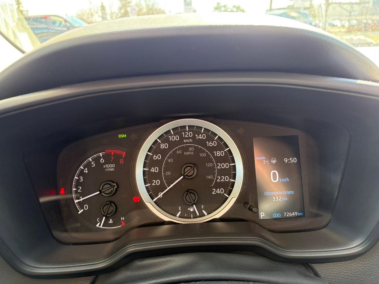 2022 Toyota Corolla LE Photo2