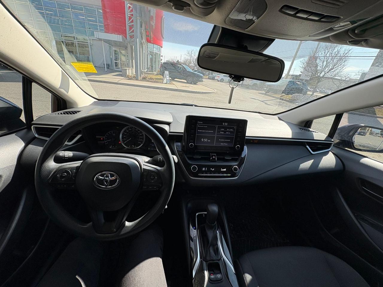 2022 Toyota Corolla LE Photo