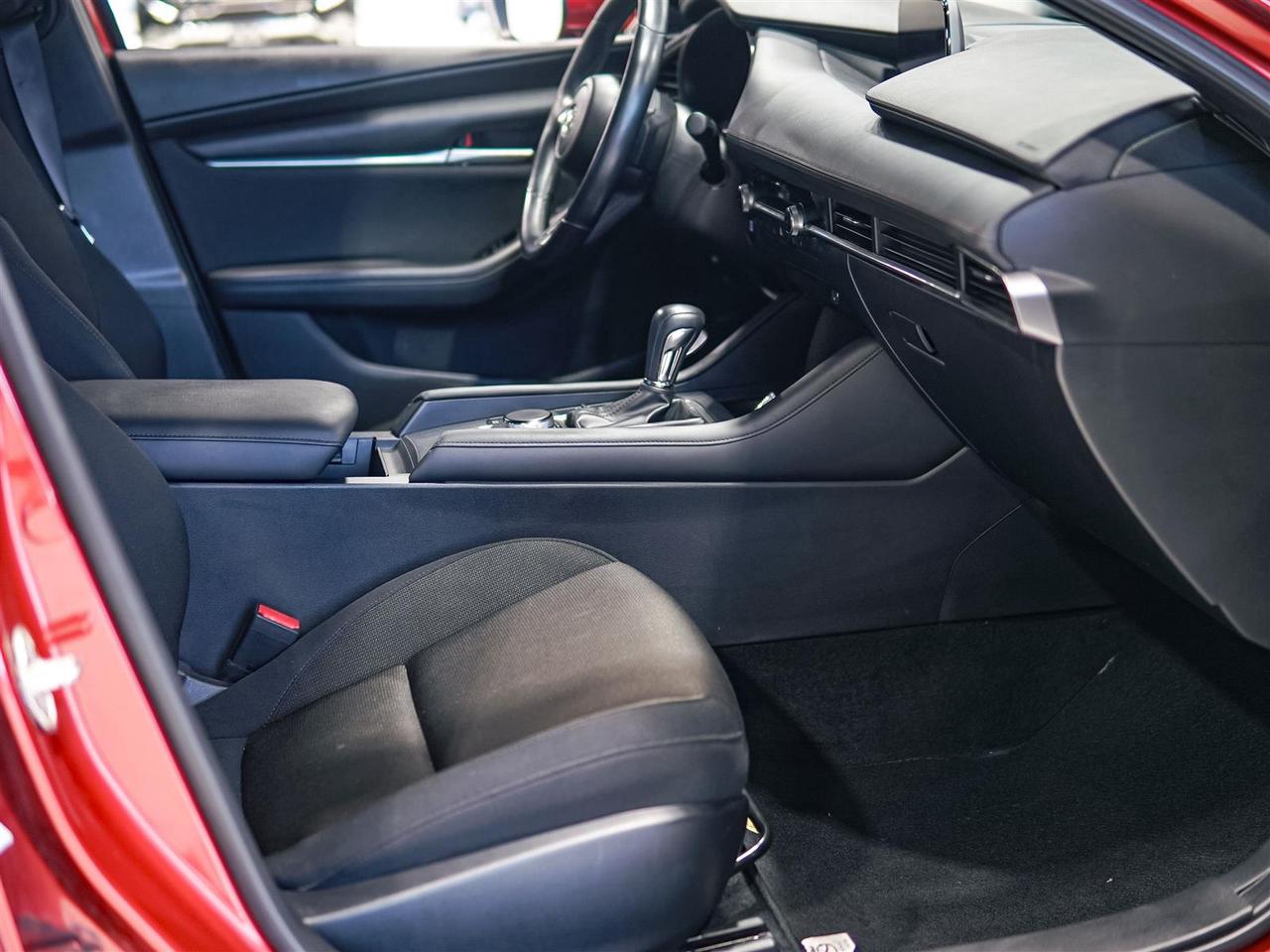 2021 Mazda MAZDA3 Sport GS | NO ACCIDENTS | MAZDA SERVICED Photo