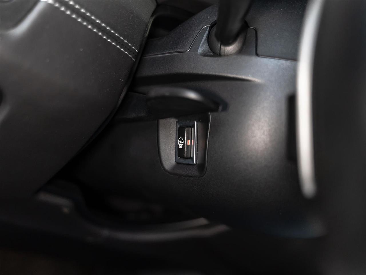 2018 BMW M4 ULTIMATE PKG|INDIVIDUAL|ACCIDENT FREE|ONE OWNER|VERY LOW KMS Photo