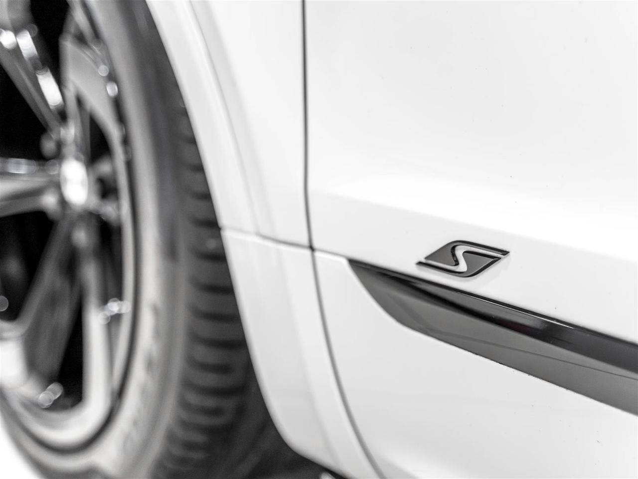 2023 Bentley Bentayga S|TOURING SPEC|DYNAMIC RIDE|MASSAGE|NIGHT VISION Photo