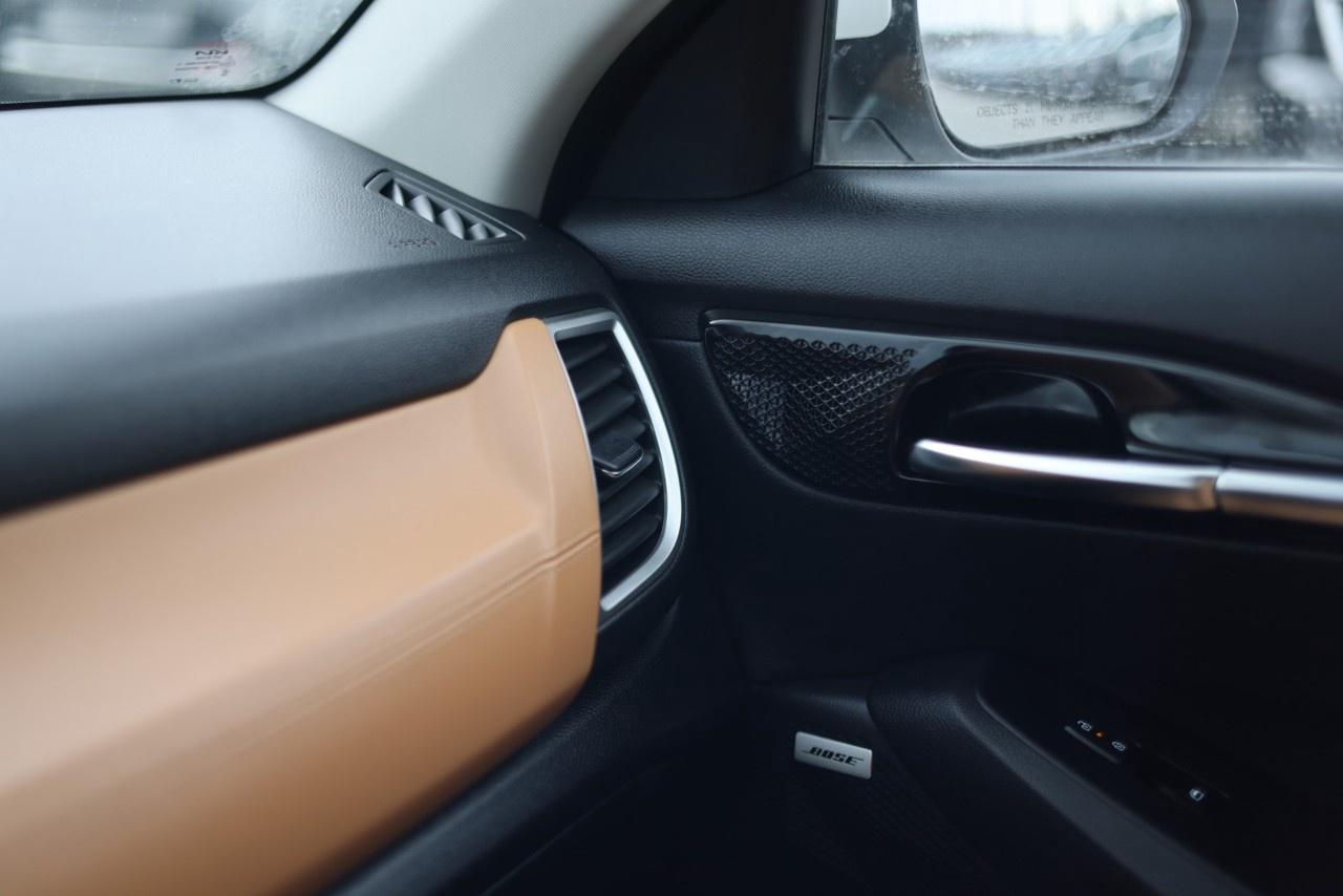 2024 Kia Seltos SX AWD w/Brown Interior Photo