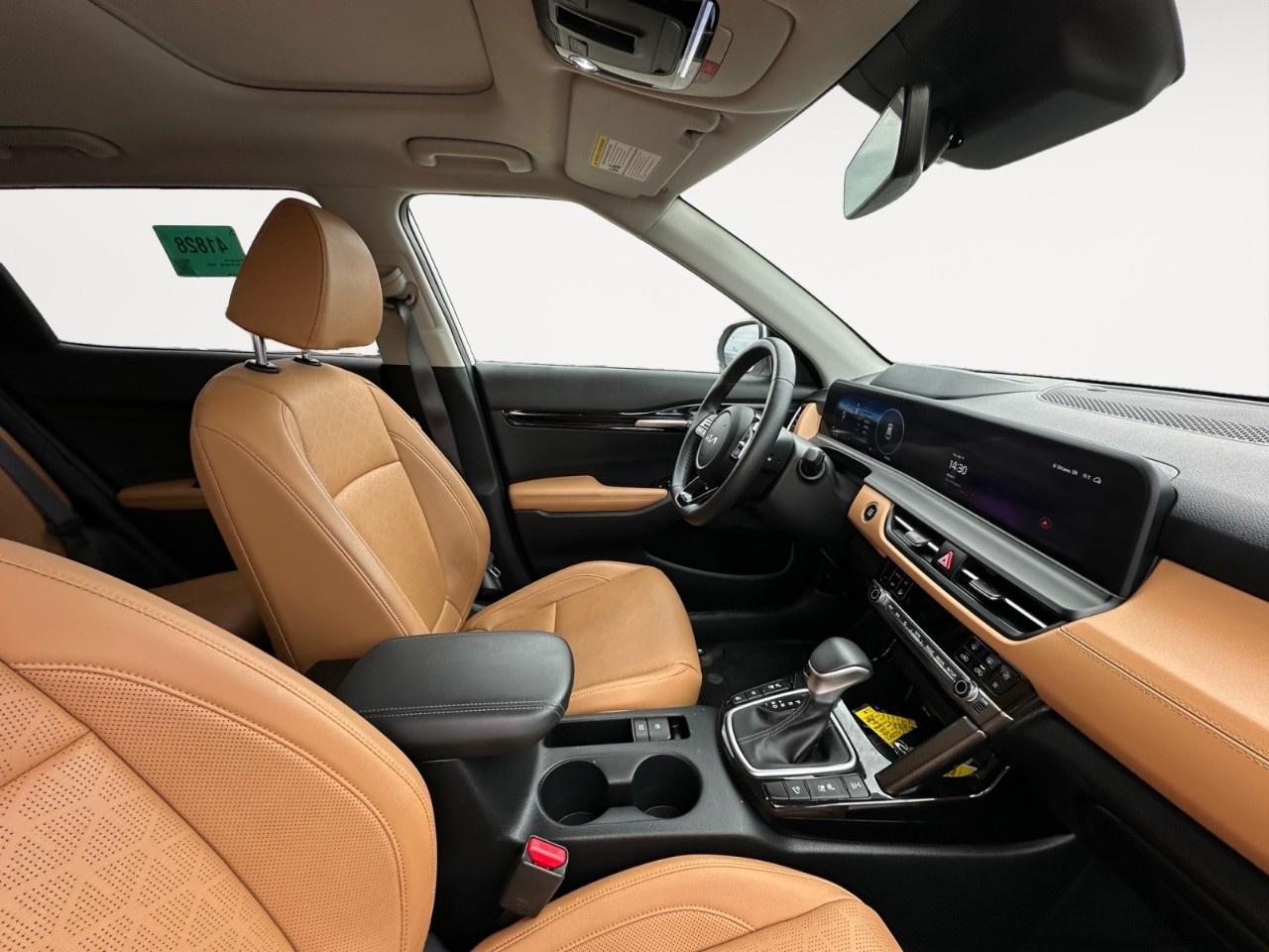 2024 Kia Seltos SX AWD w/Brown Interior Photo