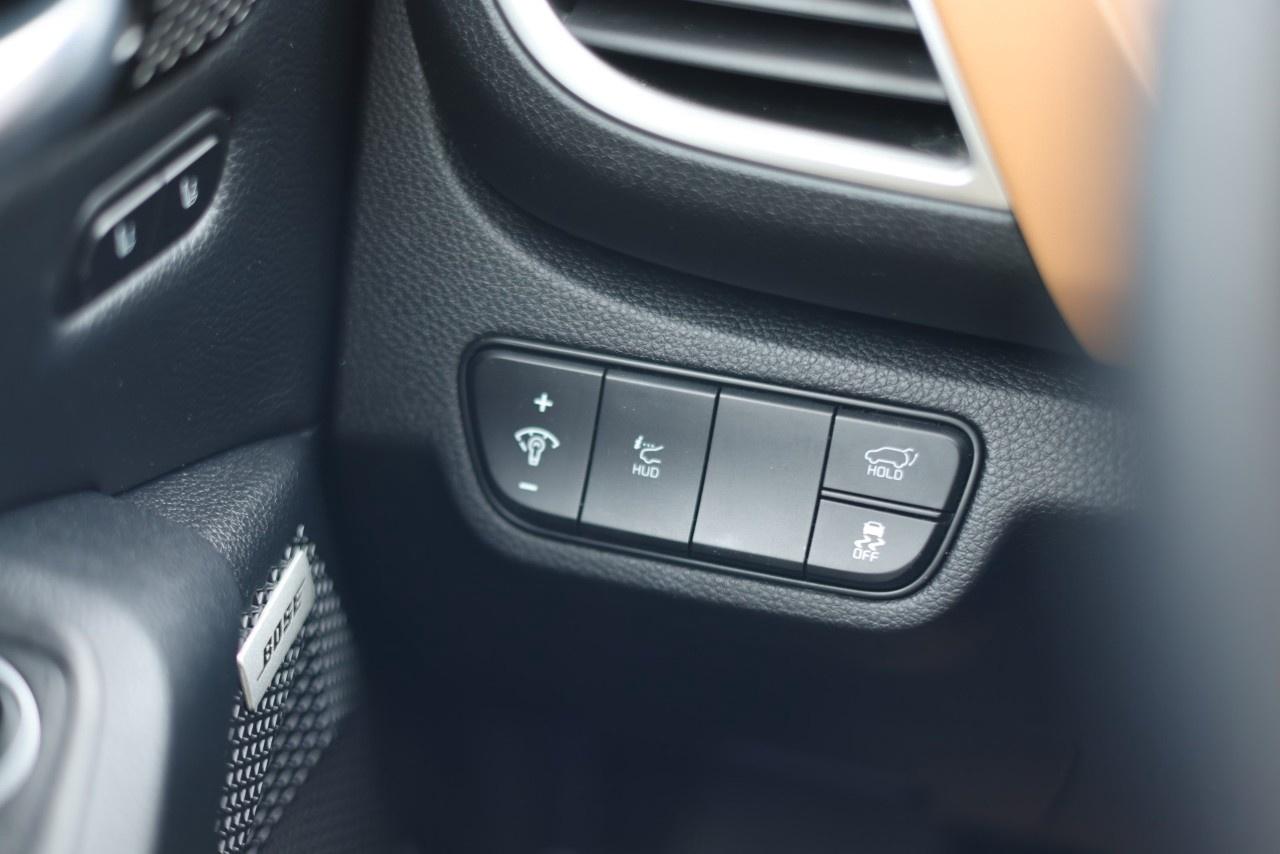 2024 Kia Seltos SX AWD w/Brown Interior Photo