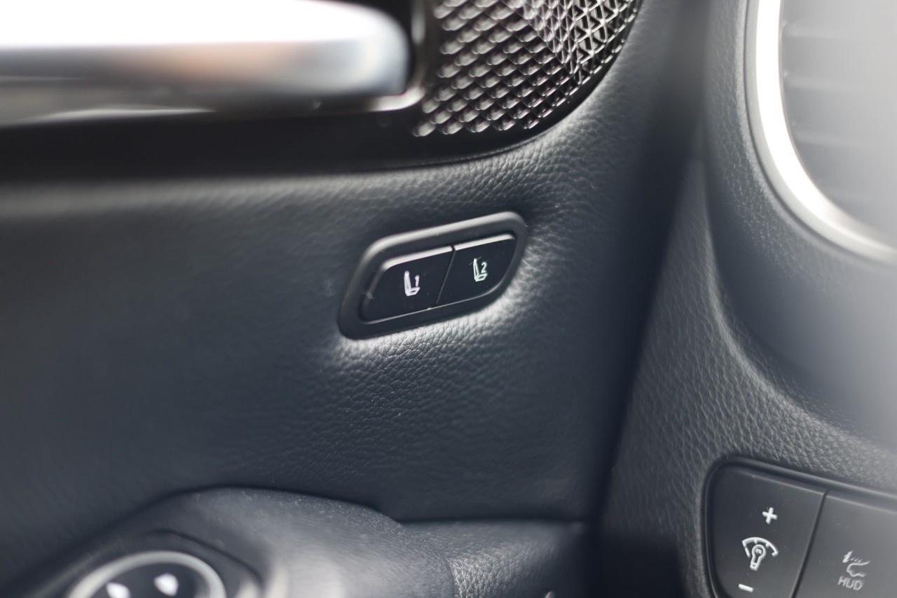 2024 Kia Seltos SX AWD w/Brown Interior Photo