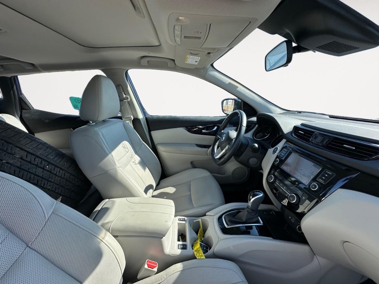 2023 Nissan Qashqai AWD SL CVT Photo