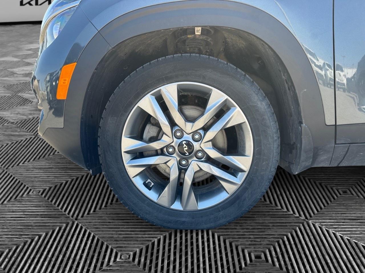 2022 Kia Seltos EX AWD Photo