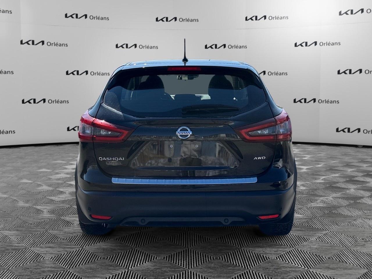 2022 Nissan Qashqai AWD S CVT Photo4