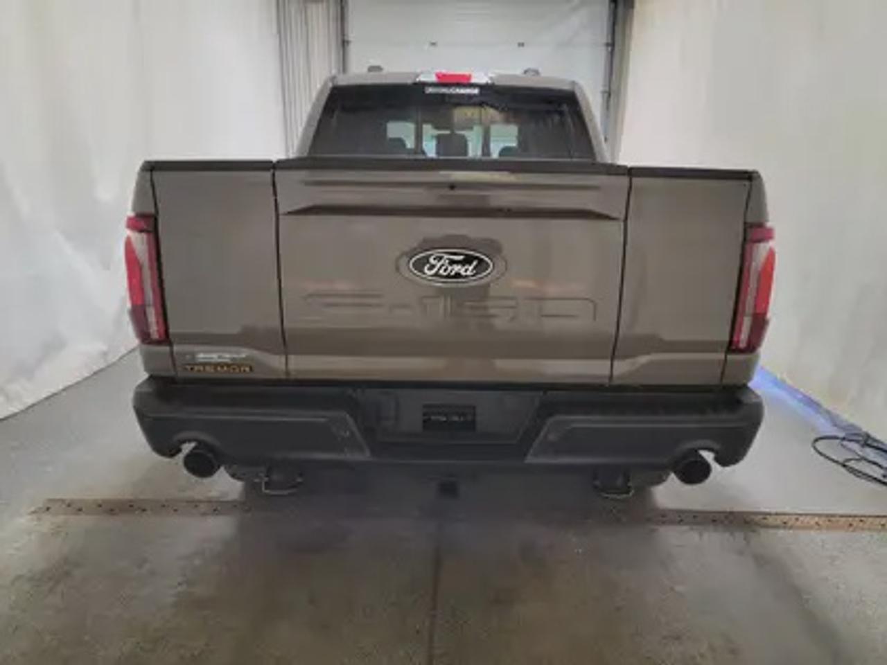 13856898.822295470