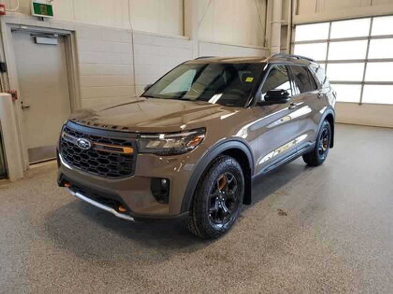 At Moose Jaw Ford, we're driving change all across Saskatchewan! We are Moose Jaw's prime destination for everything automotive. We pride ourselves by consistently providing the highest quality customer experience  every single time. Because of this commitment, and the love of what we do, Moose Jaw Ford is the recipient of multiple President's Club Awards and is recognized as one of Canada's Best Managed Companies. We are dedicated to building long lasting relationships. You can trust that our trained service technicians will take excellent care of you and your vehicle when you visit our service department. Come visit us today at 1010 North Service Road..