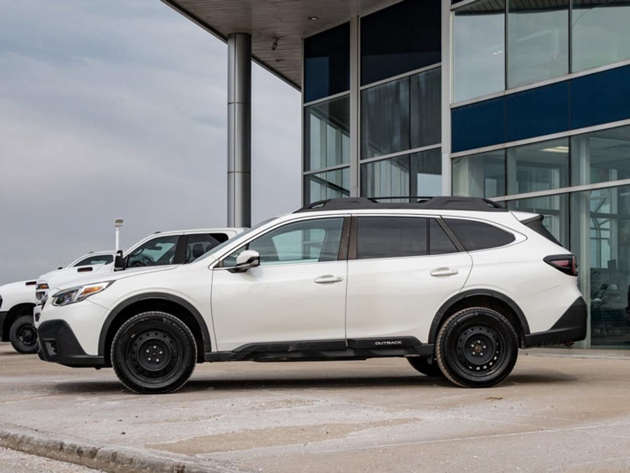 2020 Subaru Outback LIMITED Photo