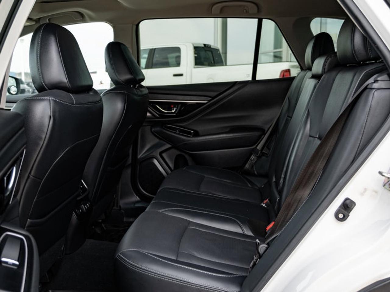 2020 Subaru Outback LIMITED Photo