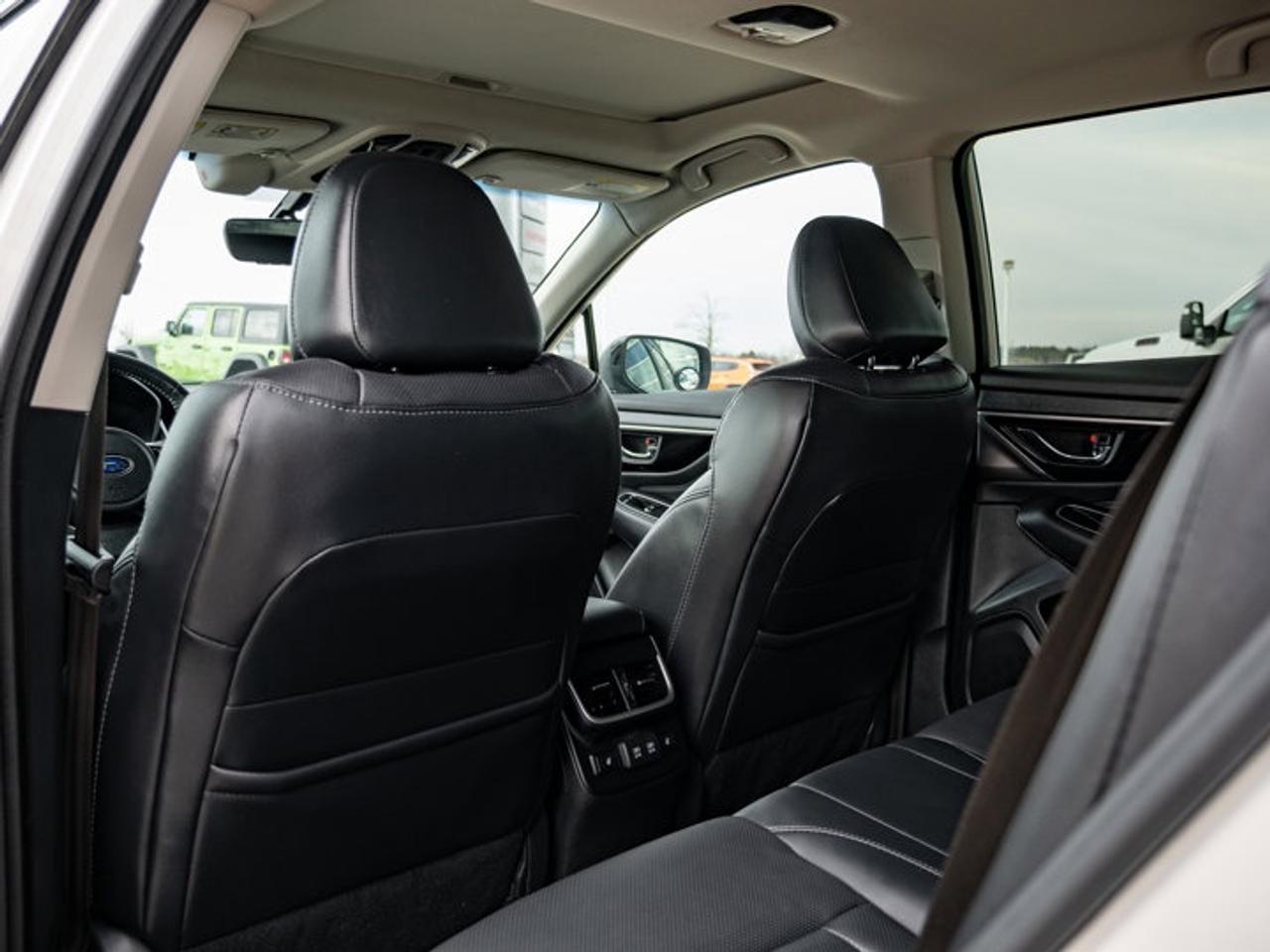 2020 Subaru Outback LIMITED Photo