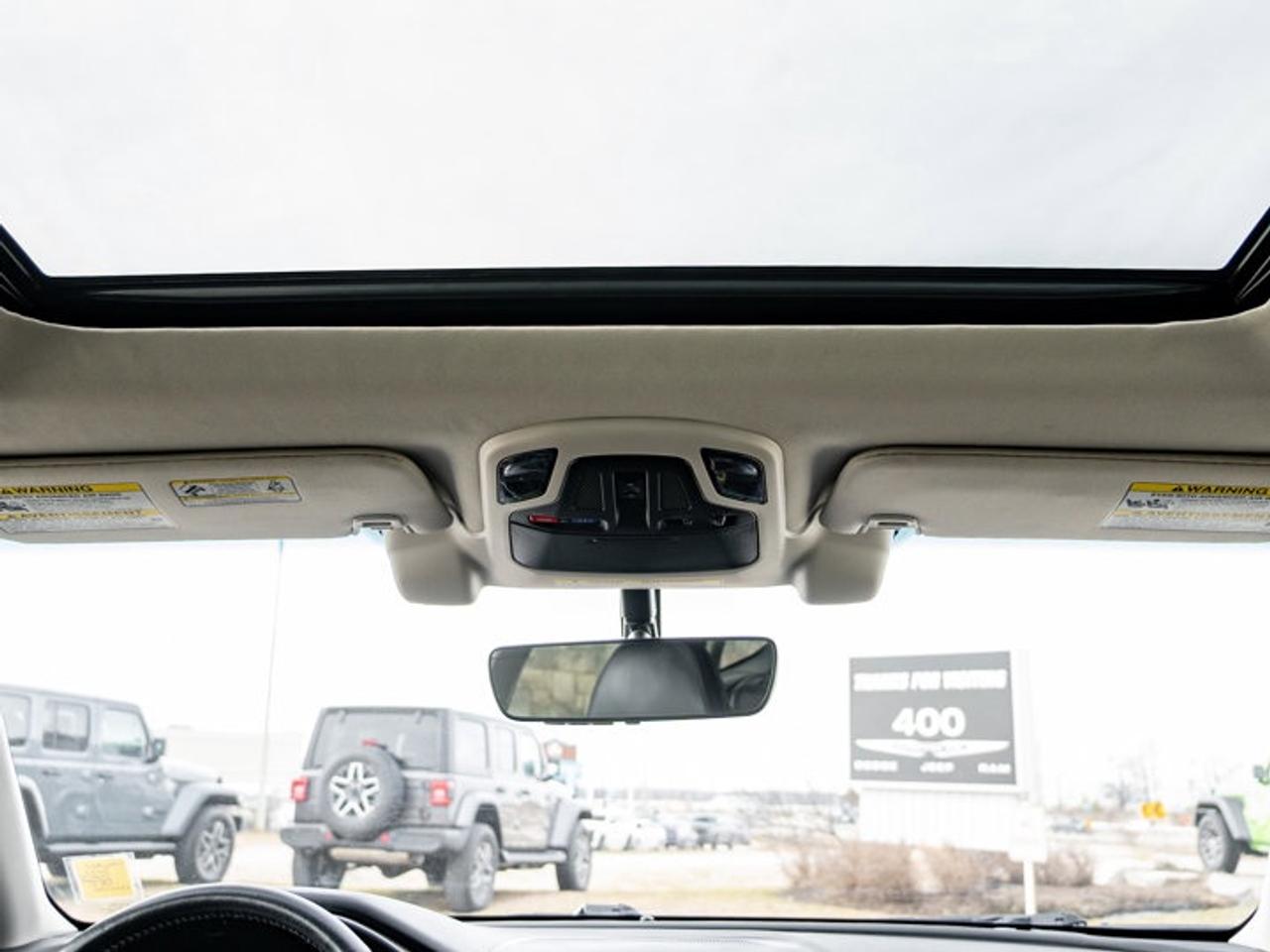 2020 Subaru Outback LIMITED Photo