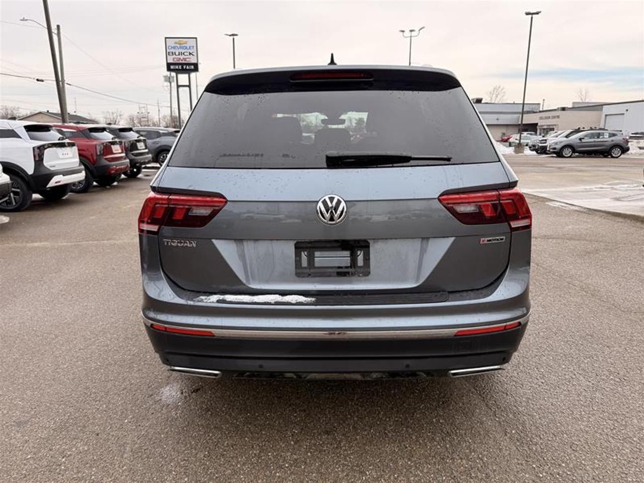 2020 Volkswagen Tiguan Highline 2.0T 8sp at w/Tip 4M Photo