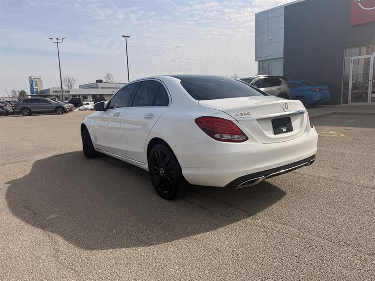 2016 Mercedes-Benz C 300 4MATIC Sedan Photo