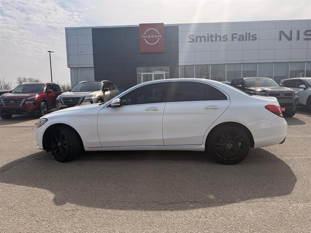 2016 Mercedes-Benz C 300 4MATIC Sedan Photo