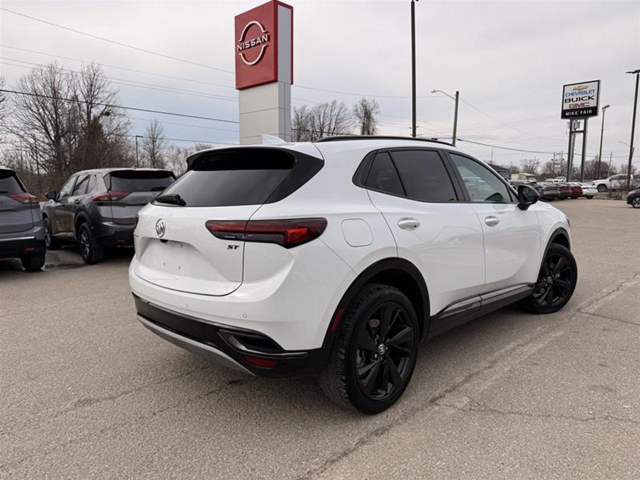 2023 Buick Envision Preferred AWD Photo4