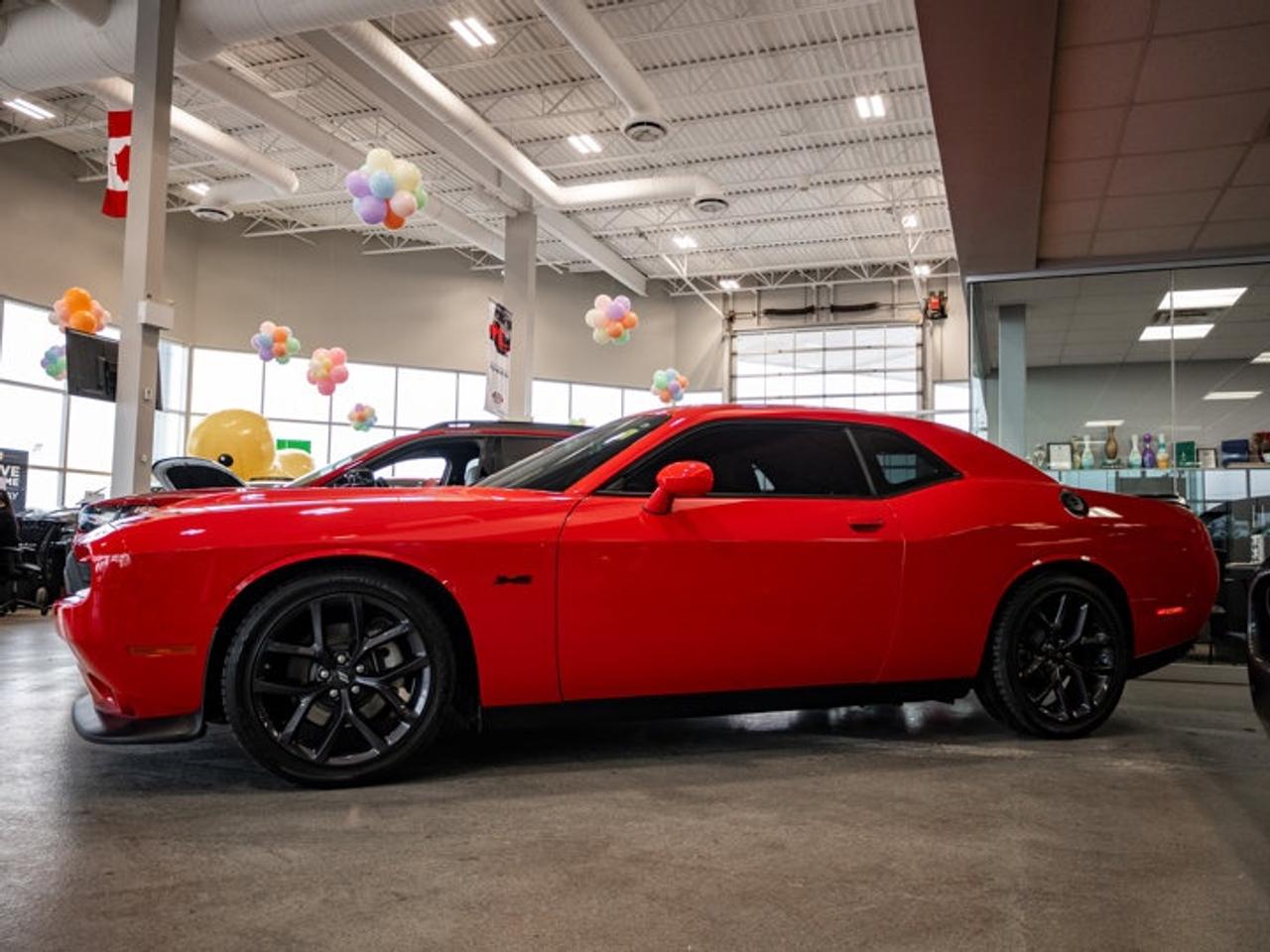 2023 Dodge Challenger R/T Photo4