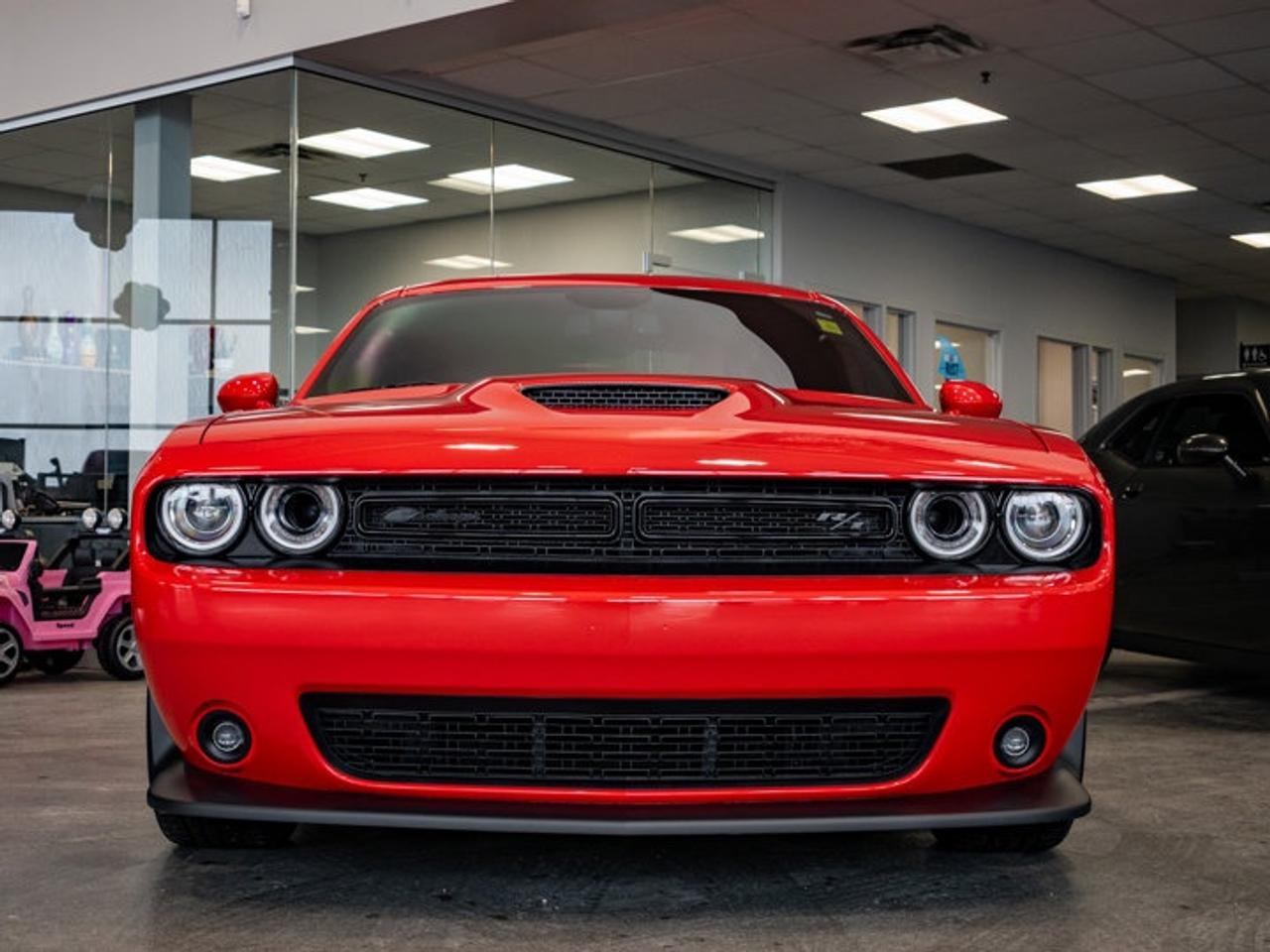 2023 Dodge Challenger R/T Photo