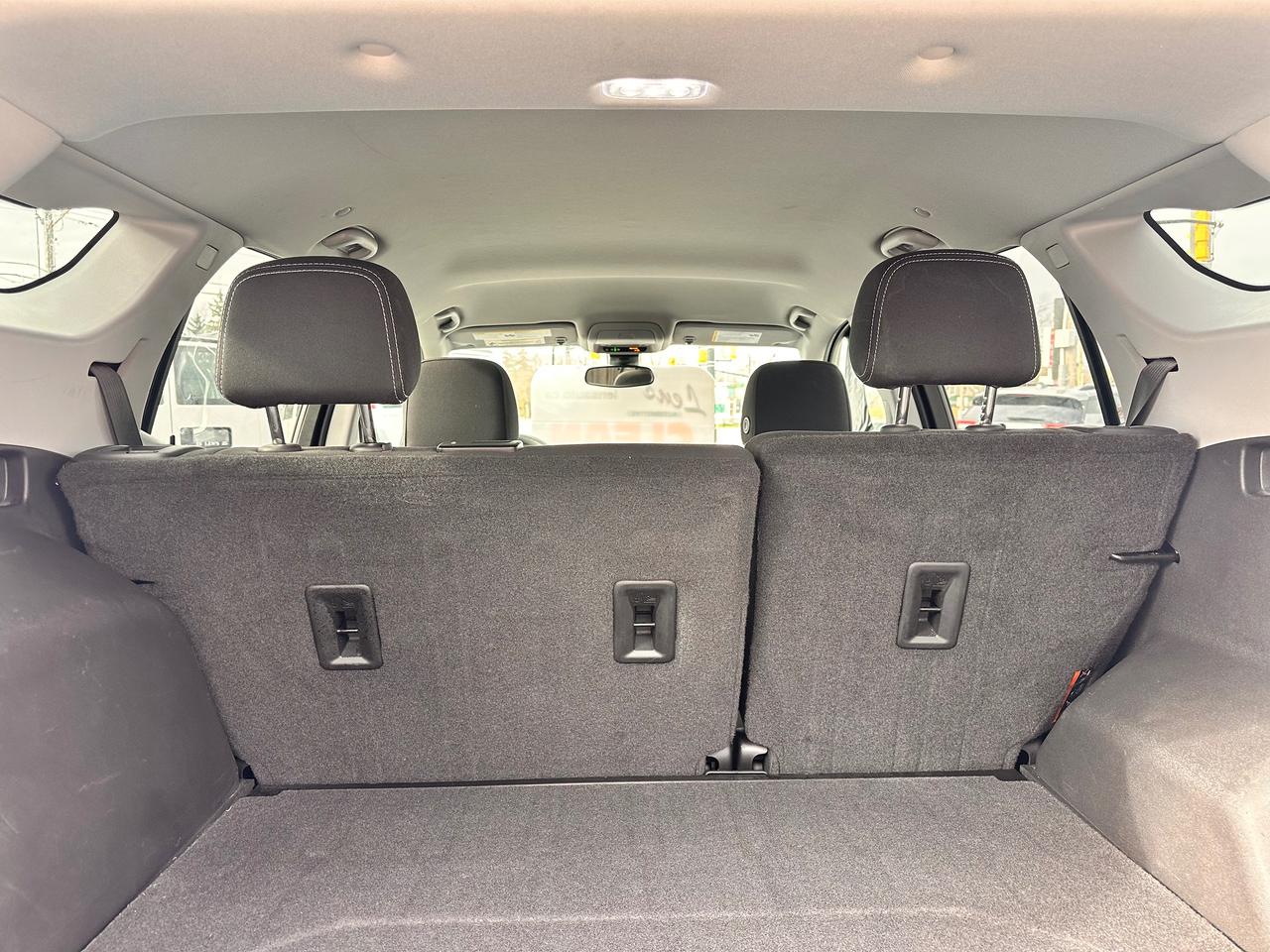 2022 GMC Terrain SLE, FULLY FINANCEABLE Photo