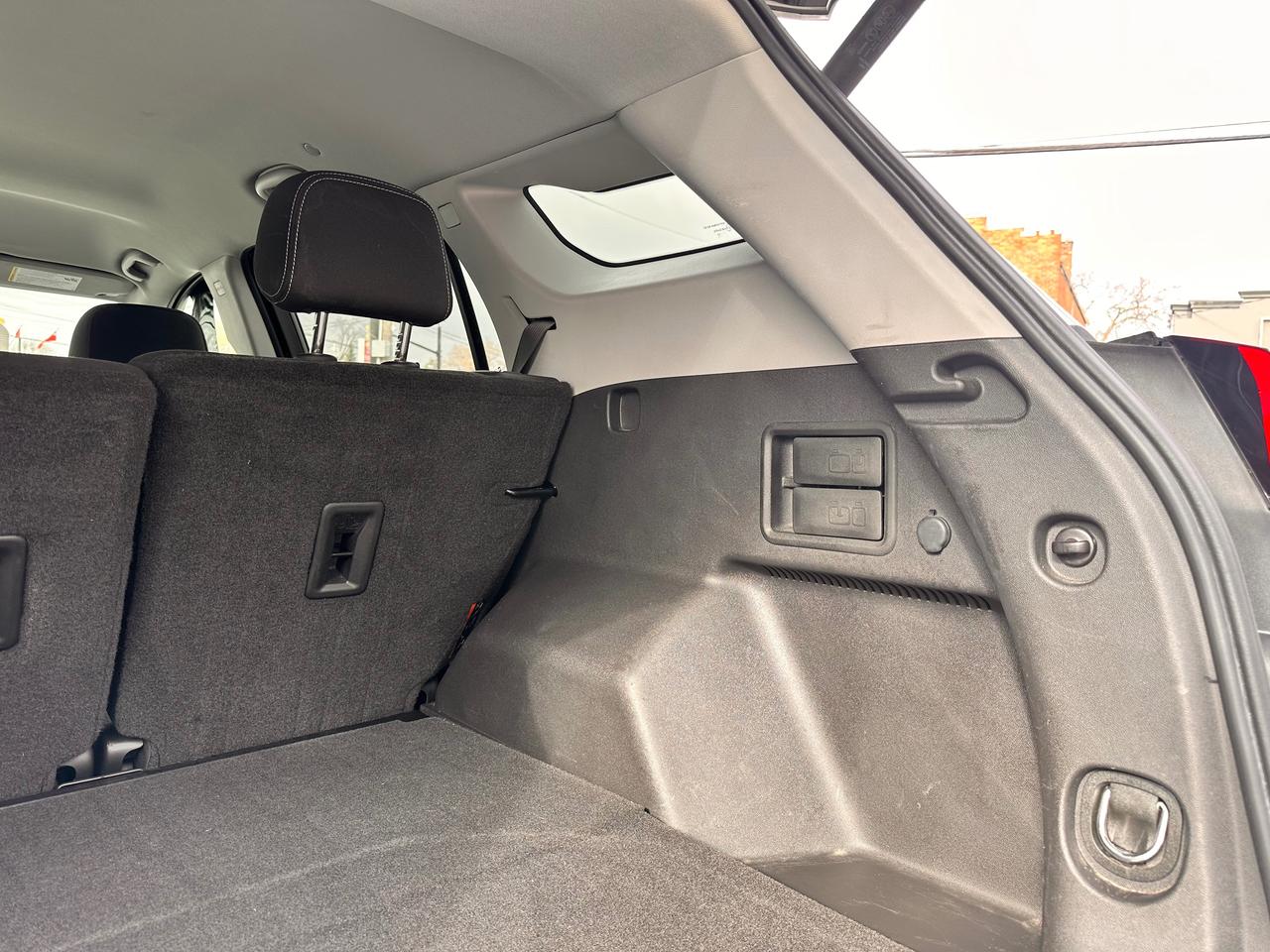 2022 GMC Terrain SLE, FULLY FINANCEABLE Photo
