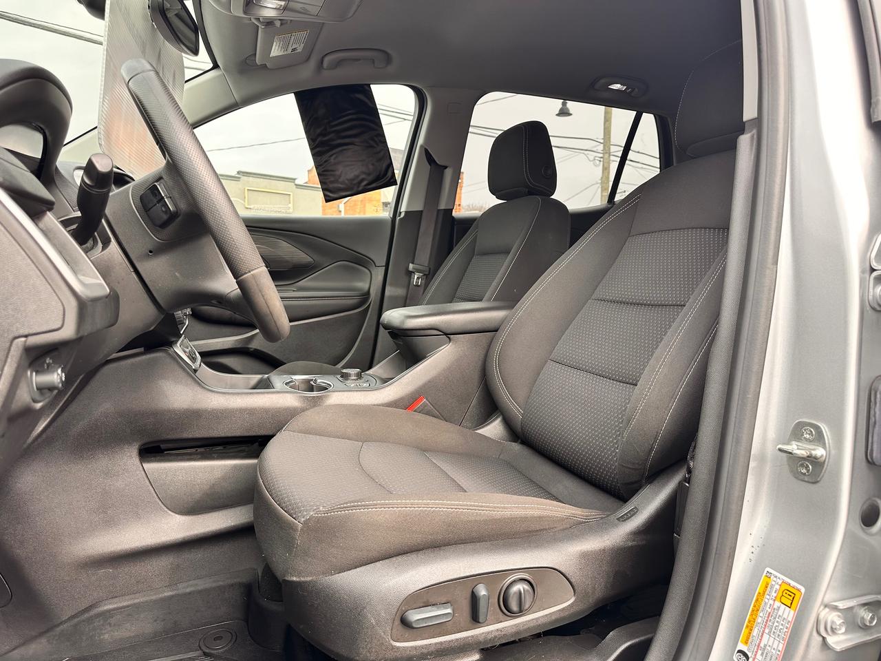 2022 GMC Terrain SLE, FULLY FINANCEABLE Photo