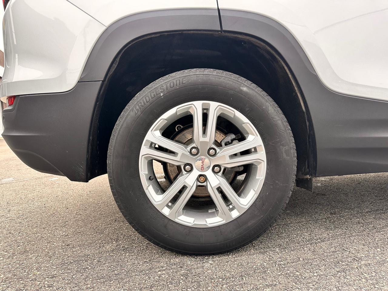 2022 GMC Terrain SLE, FULLY FINANCEABLE Photo