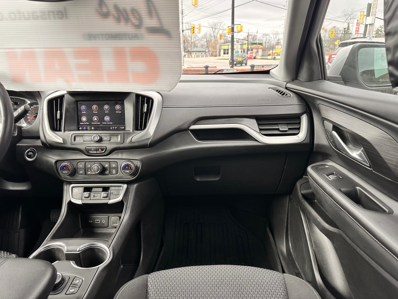 2022 GMC Terrain SLE, FULLY FINANCEABLE Photo