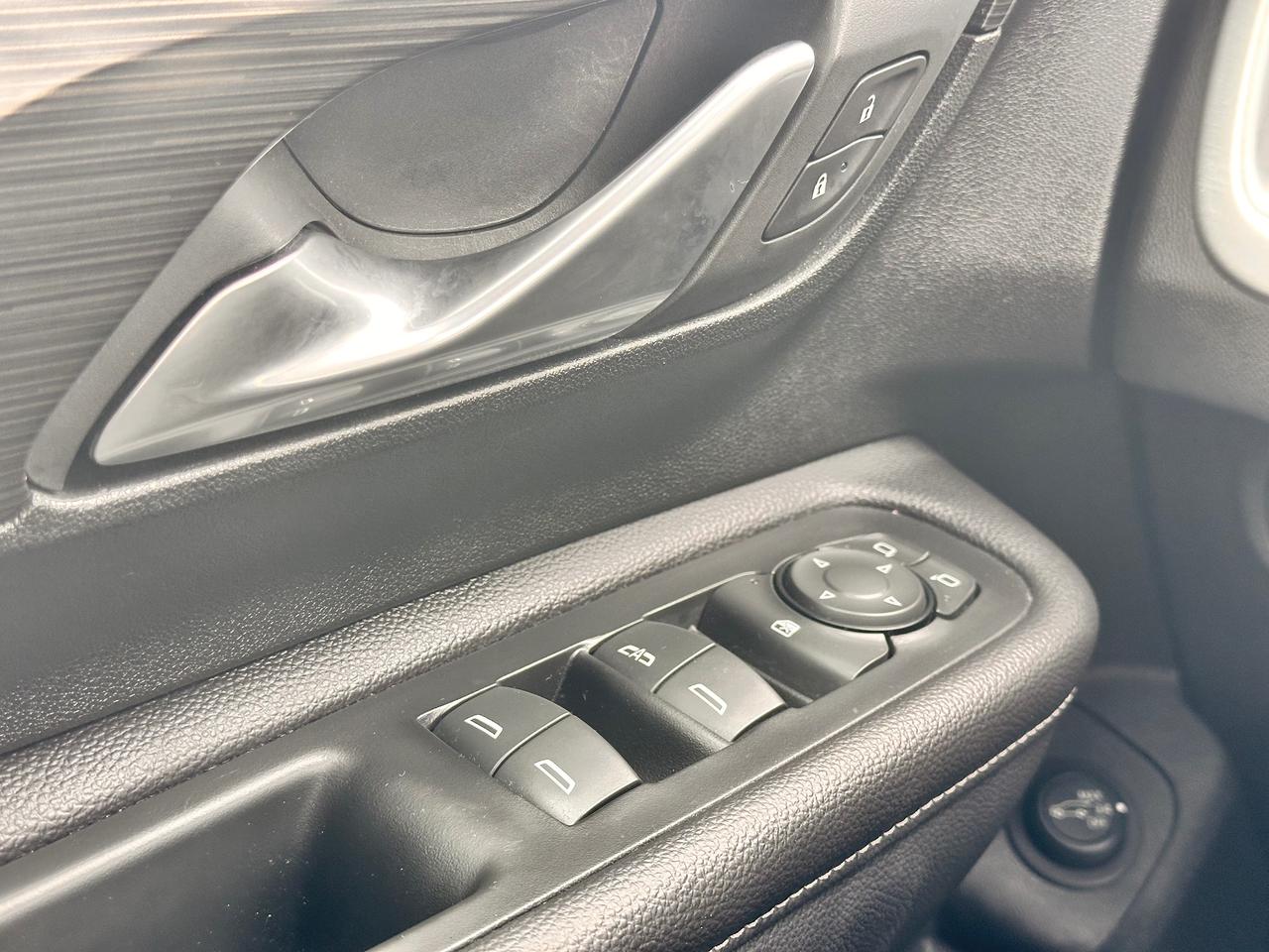 2022 GMC Terrain SLE, FULLY FINANCEABLE Photo