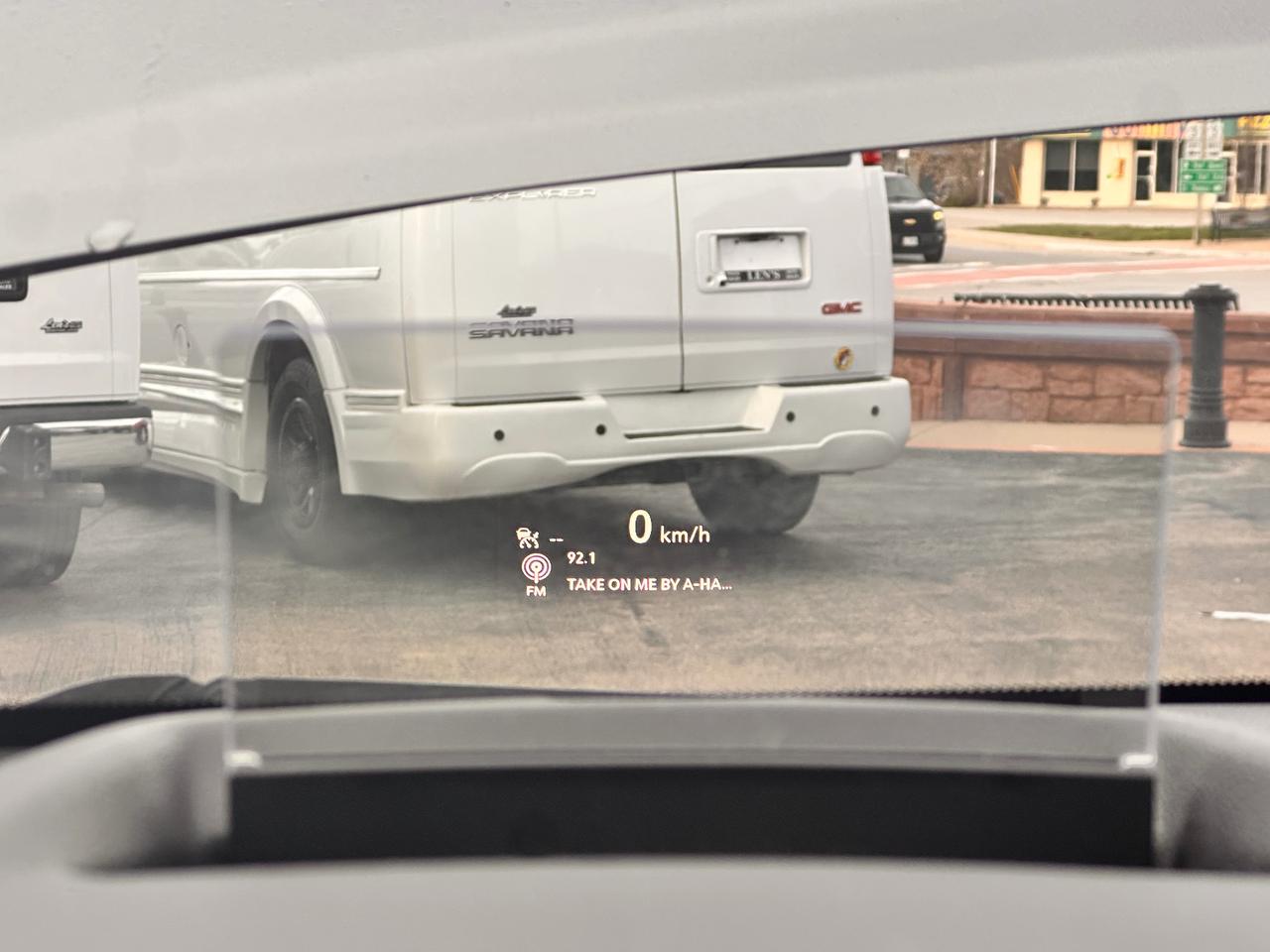 2024 GMC Terrain AT4, FULLY FINANCEABLE, LOW KM'S Photo