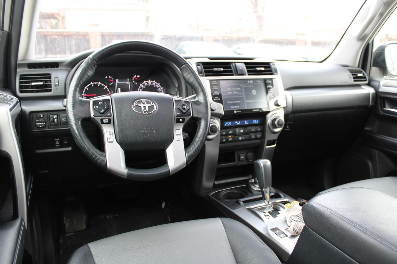 2024 Toyota 4Runner SR5 Premium 4WD Photo