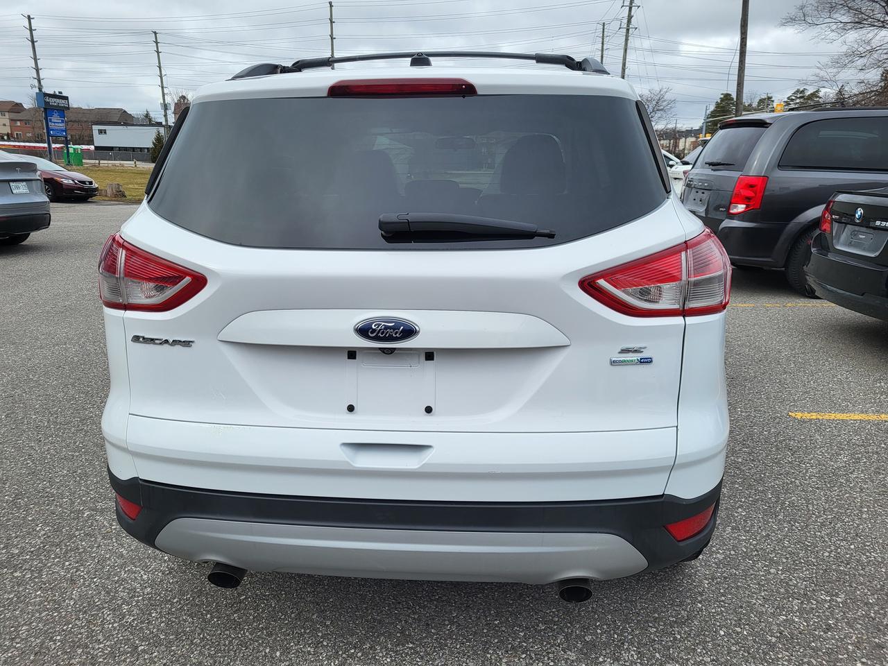 2014 Ford Escape SE Photo